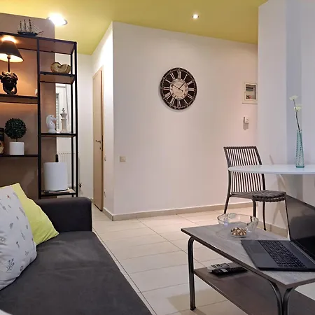 Luxury Campus * سالونيك